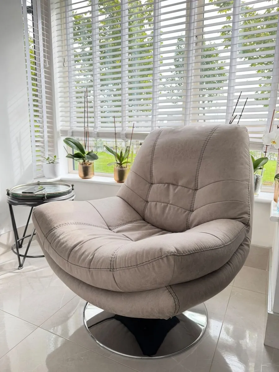 Swivel Chair / Couch / Footstool - Image 1