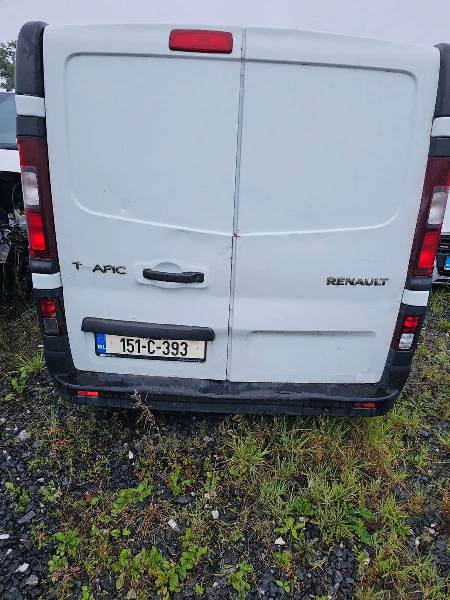 TRAFIC 15, DMAX 2012, NAVARA 06, CANTER 19 - Image 3