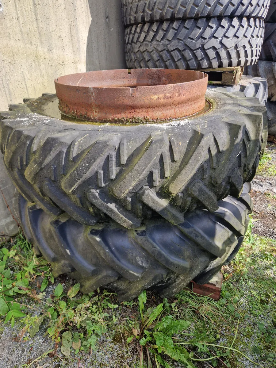 38" Dual wheels - Image 1