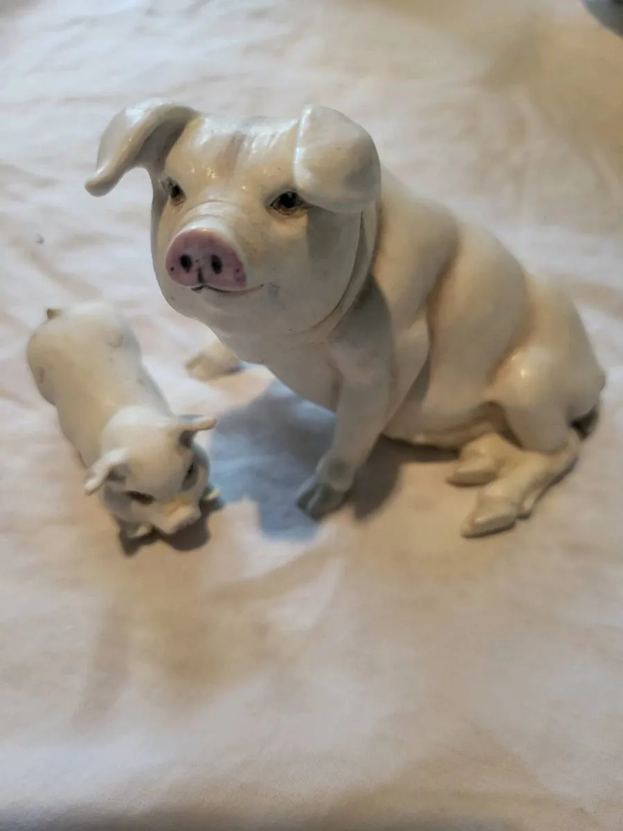 Vintage china pigs - Image 2