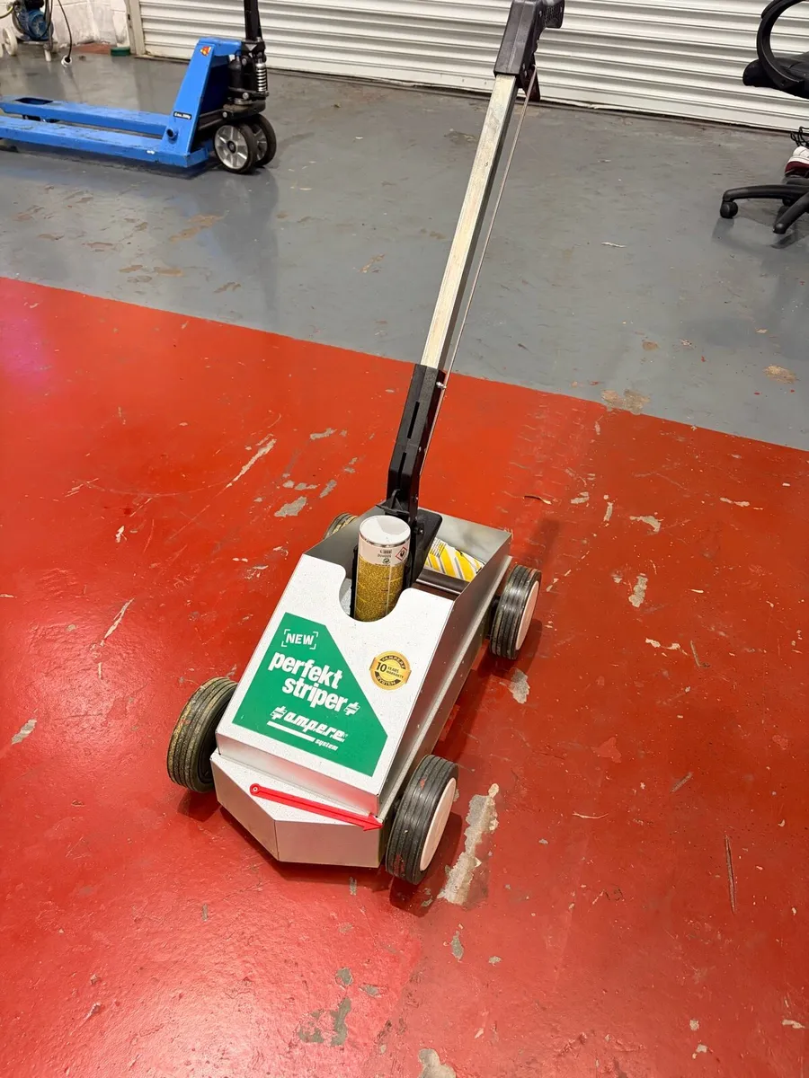 Professional line marking machine - Image 2