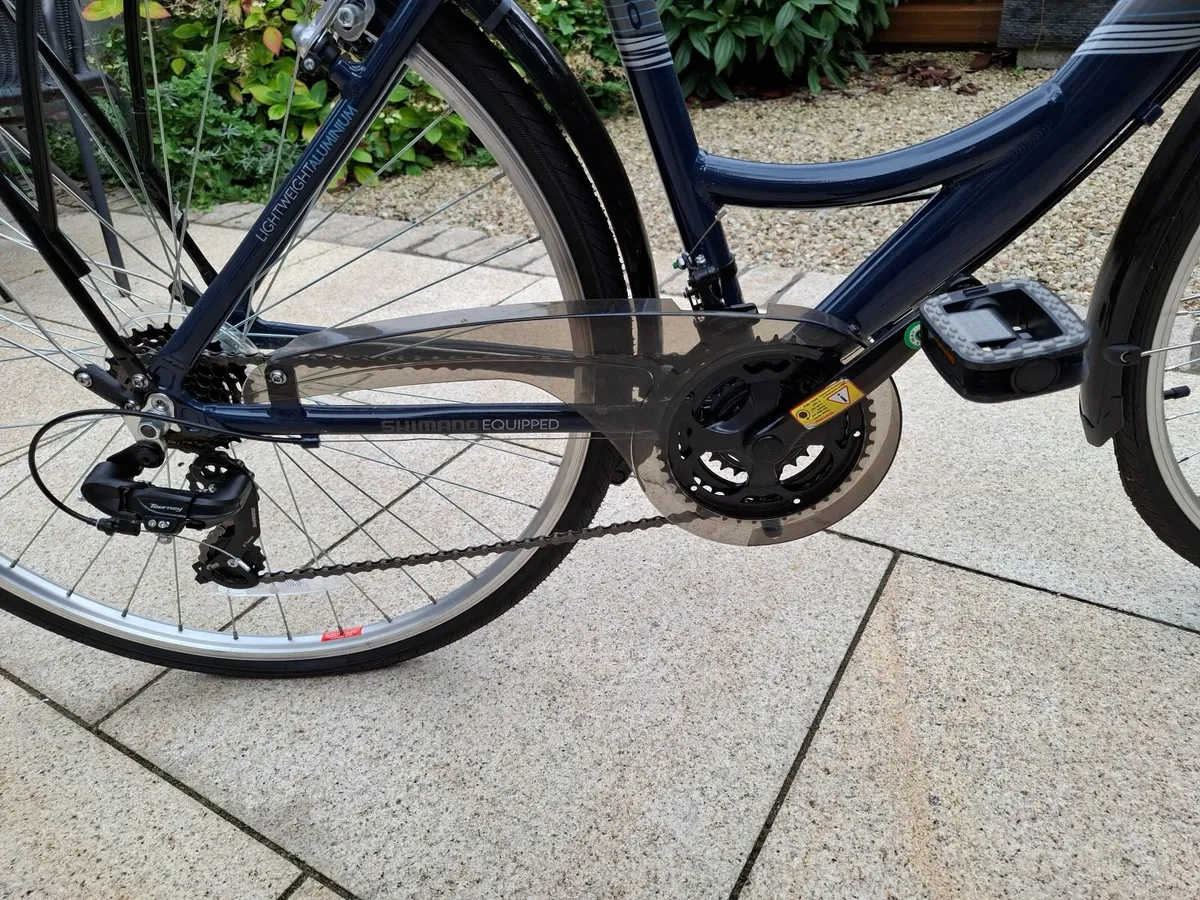 Ladies bicycle - Image 3