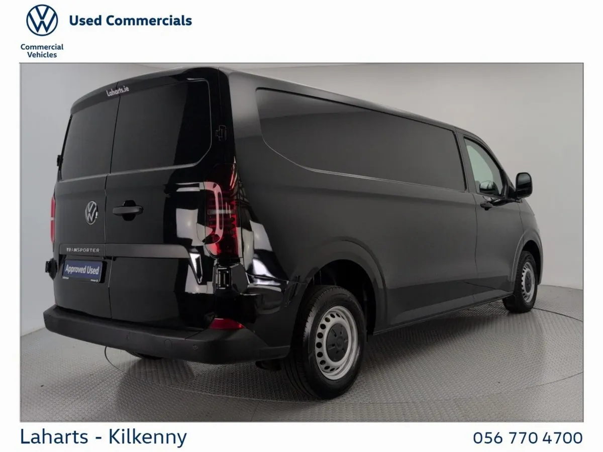 Volkswagen Transporter 30 VAN LWB TRENDLINE 150HP - Image 4