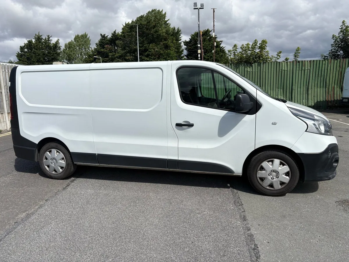 Renault van - Image 1