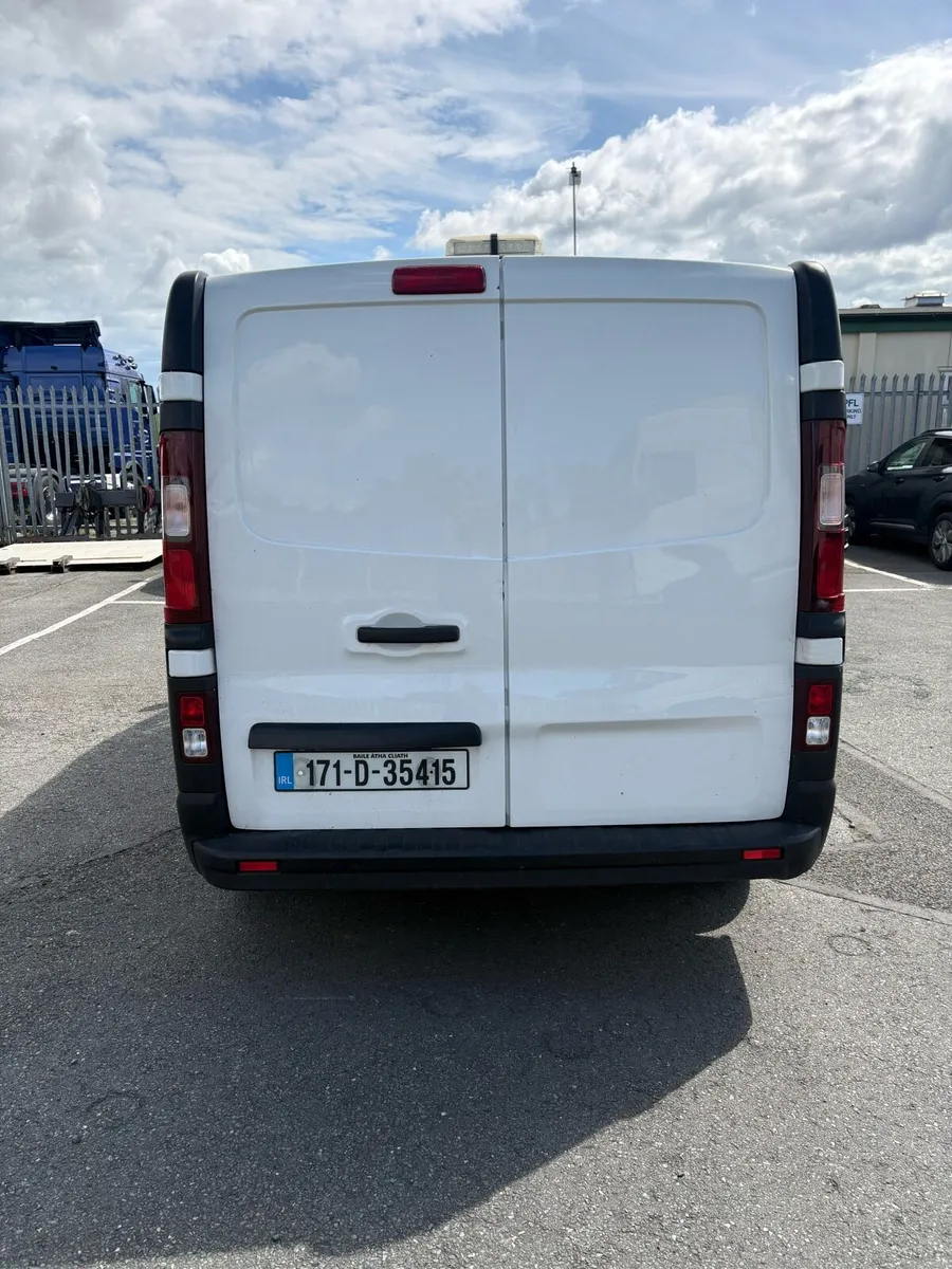 Renault van - Image 4