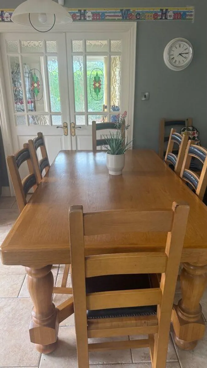 Kitchen Table and chairs - Image 1