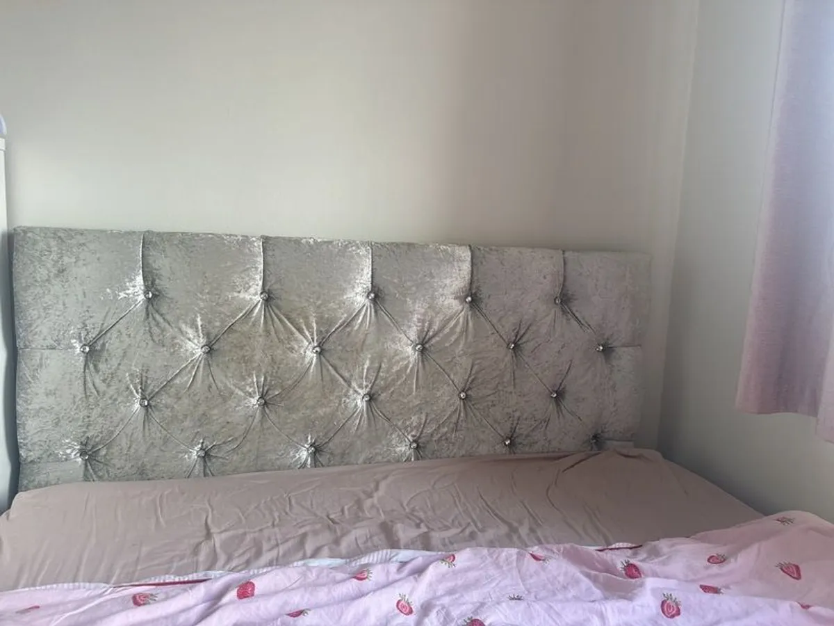 Double Bed - Image 3