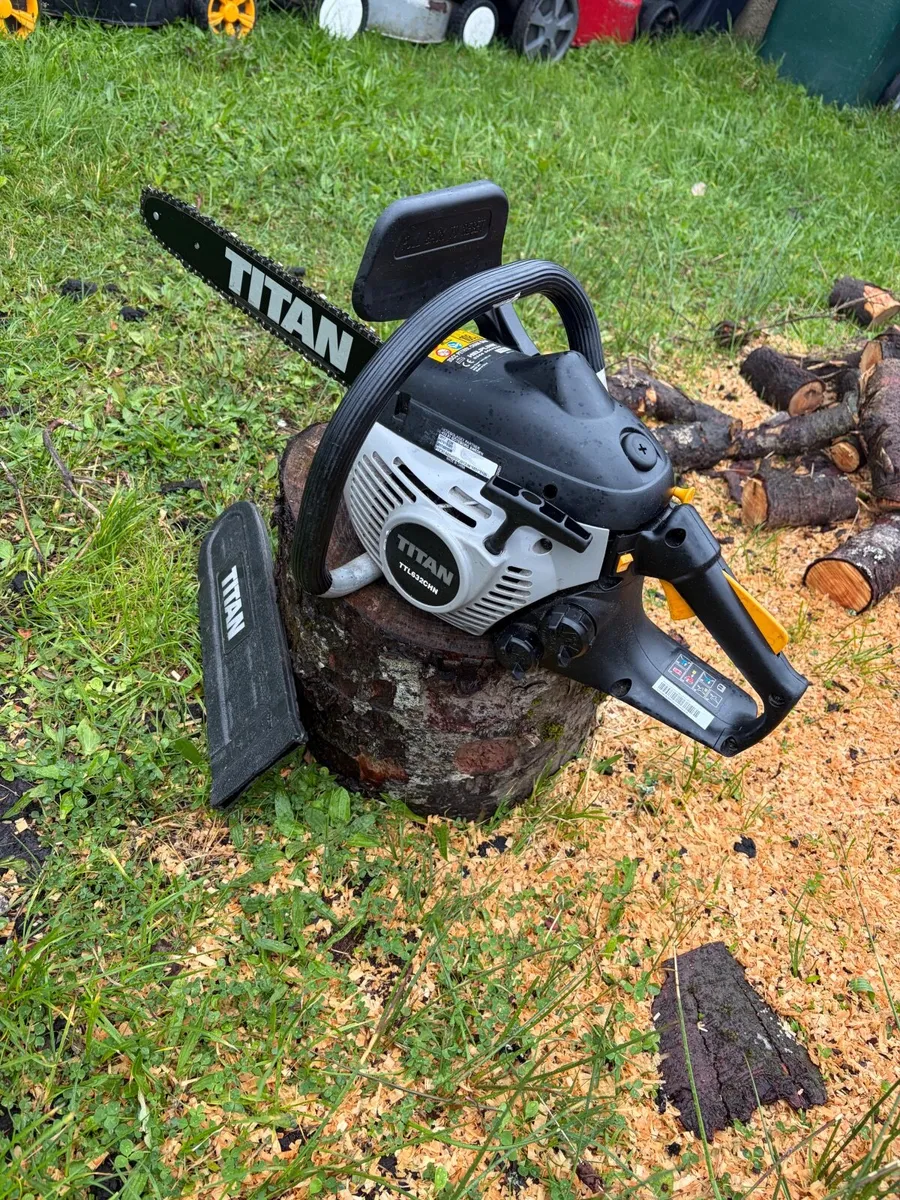 Titan chainsaw 2017 - Image 1