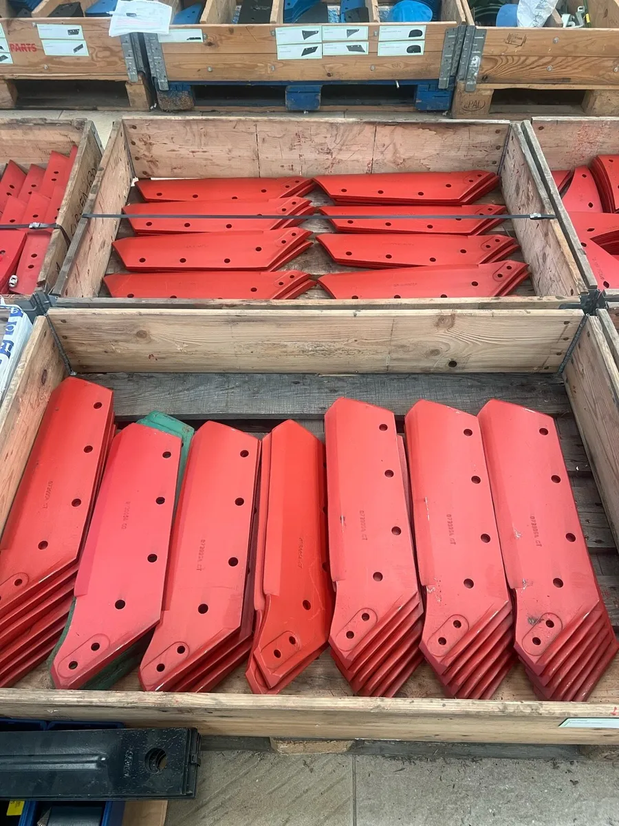 KVERNELAND PLOUGH PARTS - Image 3