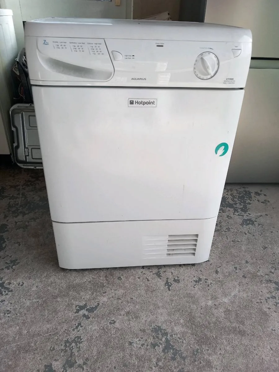 Hotpoint condenser dryer - Image 1