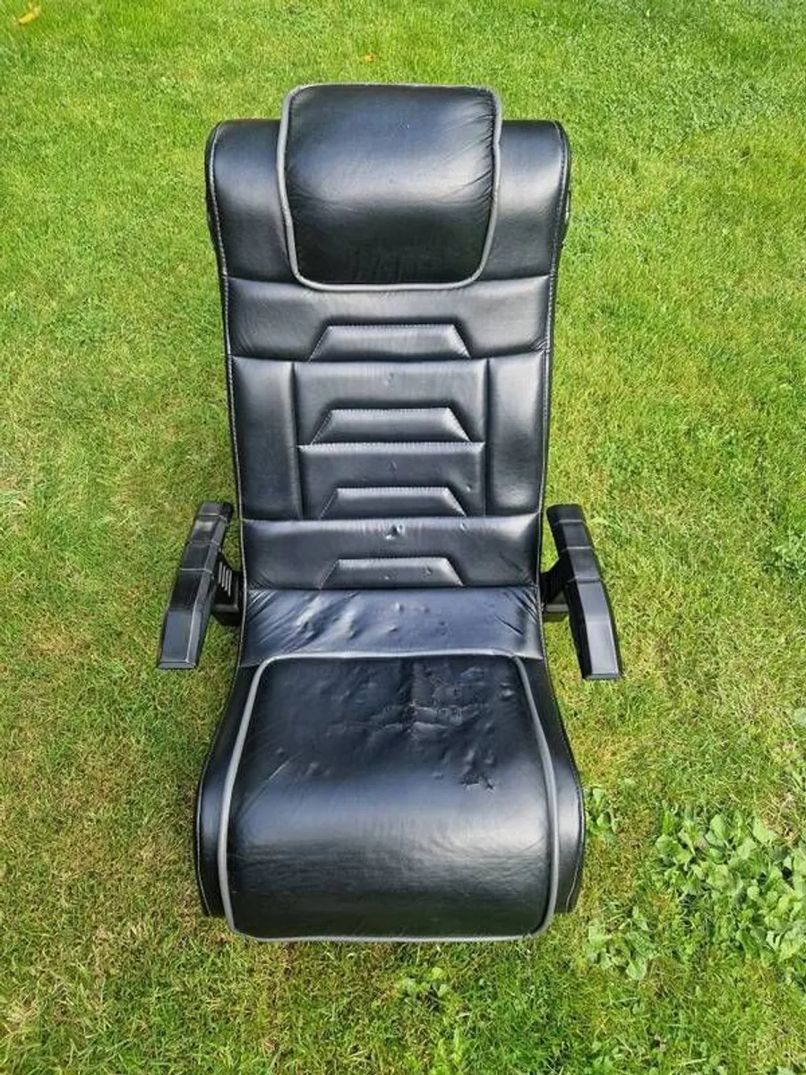Gaming Rocker Chair - Image 1