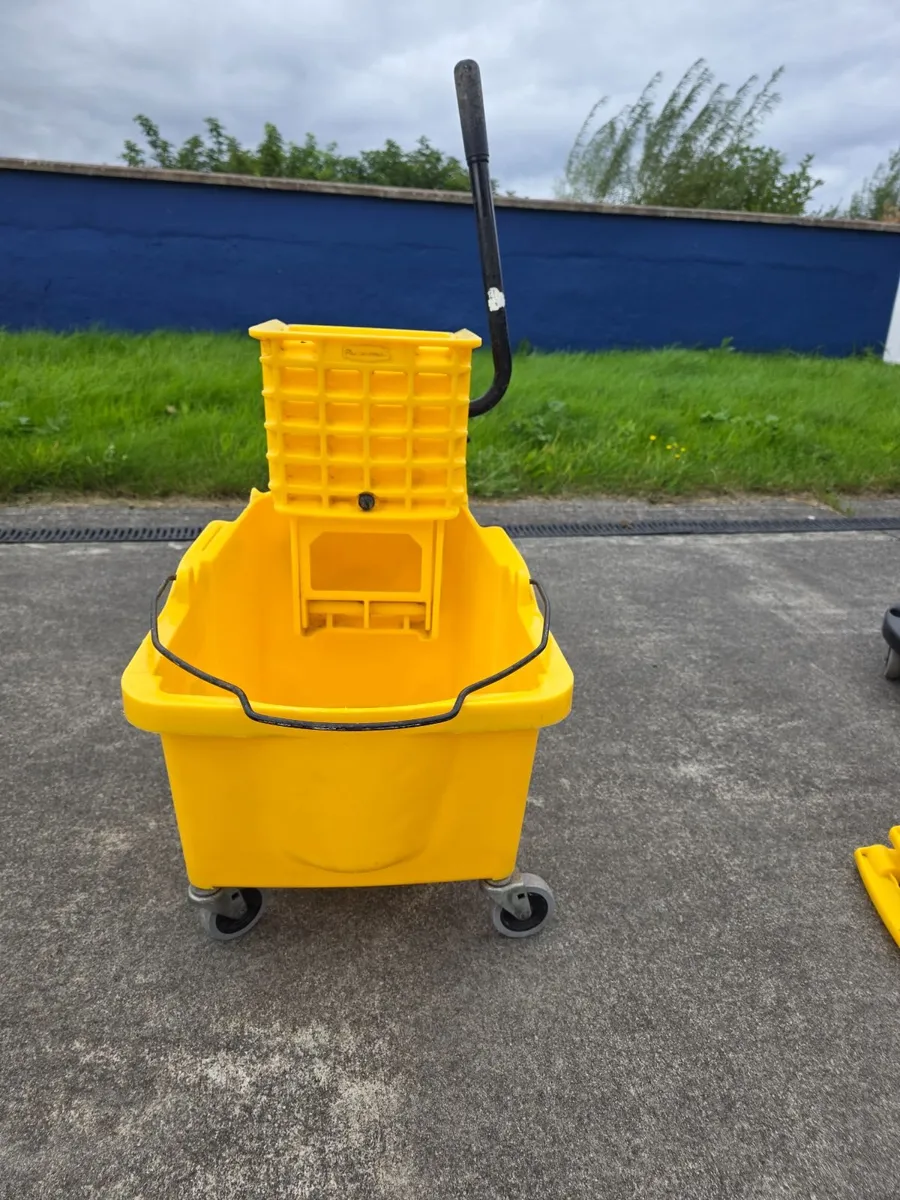 Commercial cleaning  equipment - Image 4