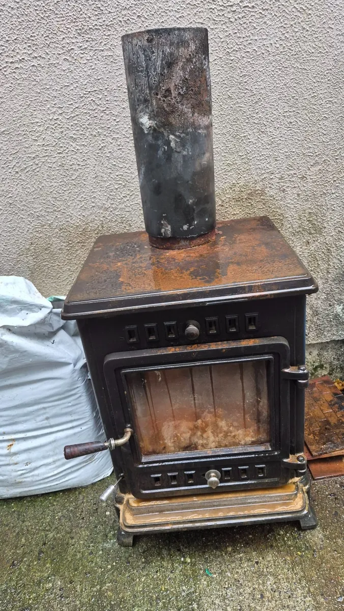 Stove - Image 1