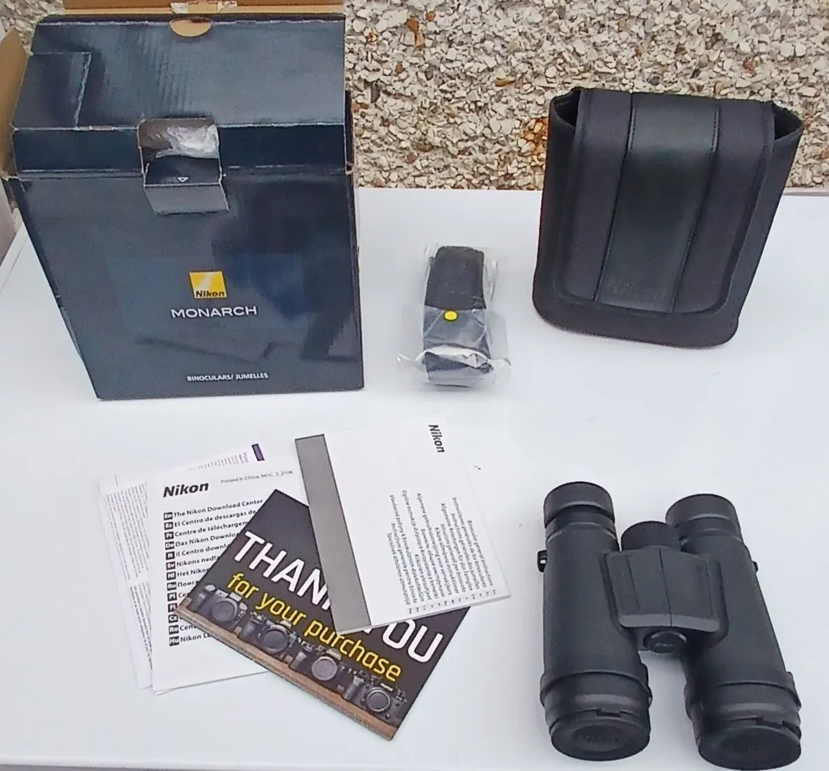 Binoculars Nikon Monarch M5 12x42 - BRAND NEW in B - Image 2