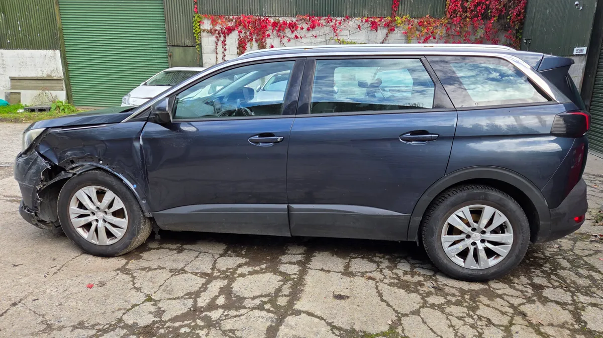 Peugeot 3008 2018 1.6 BlueHDi 120bhp Active - Image 4