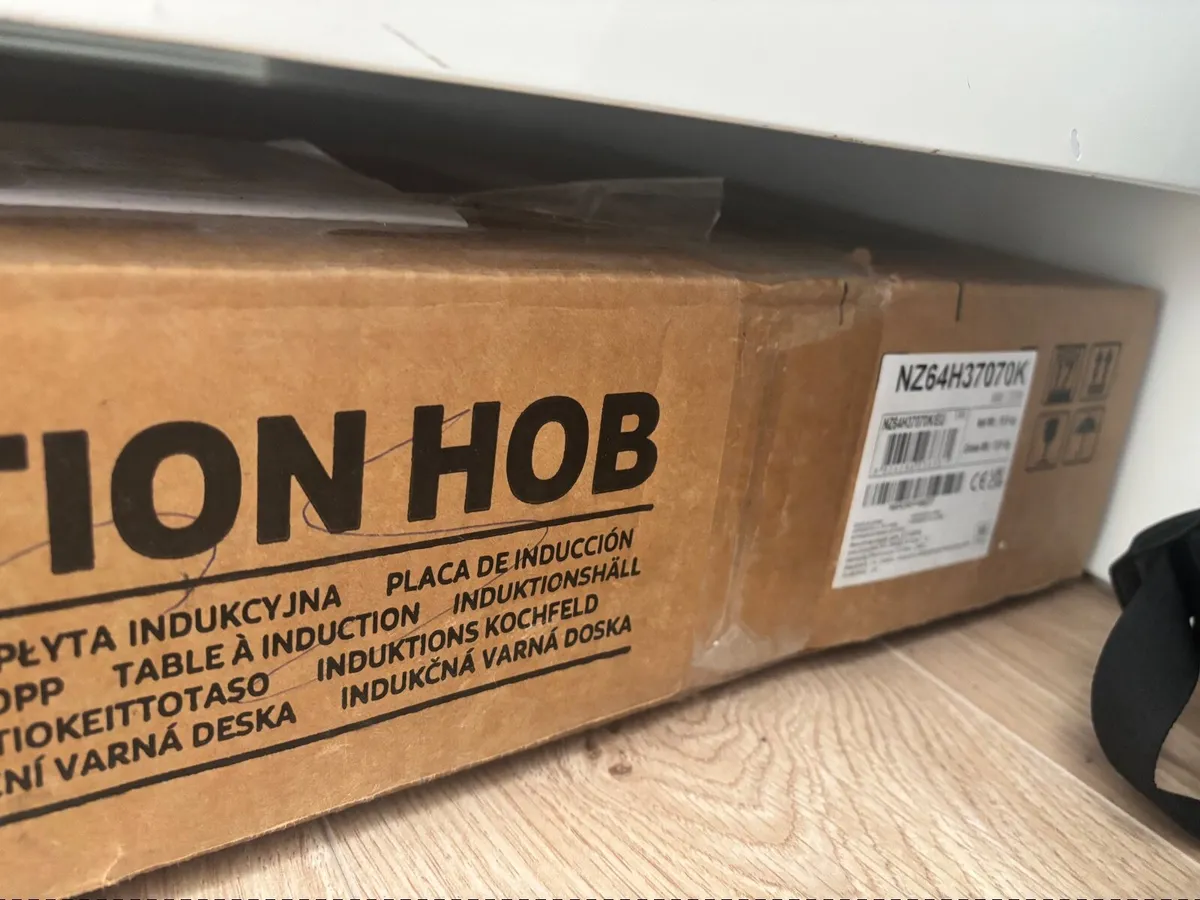 Induction hob Samsung NZ64H37070K - Image 2