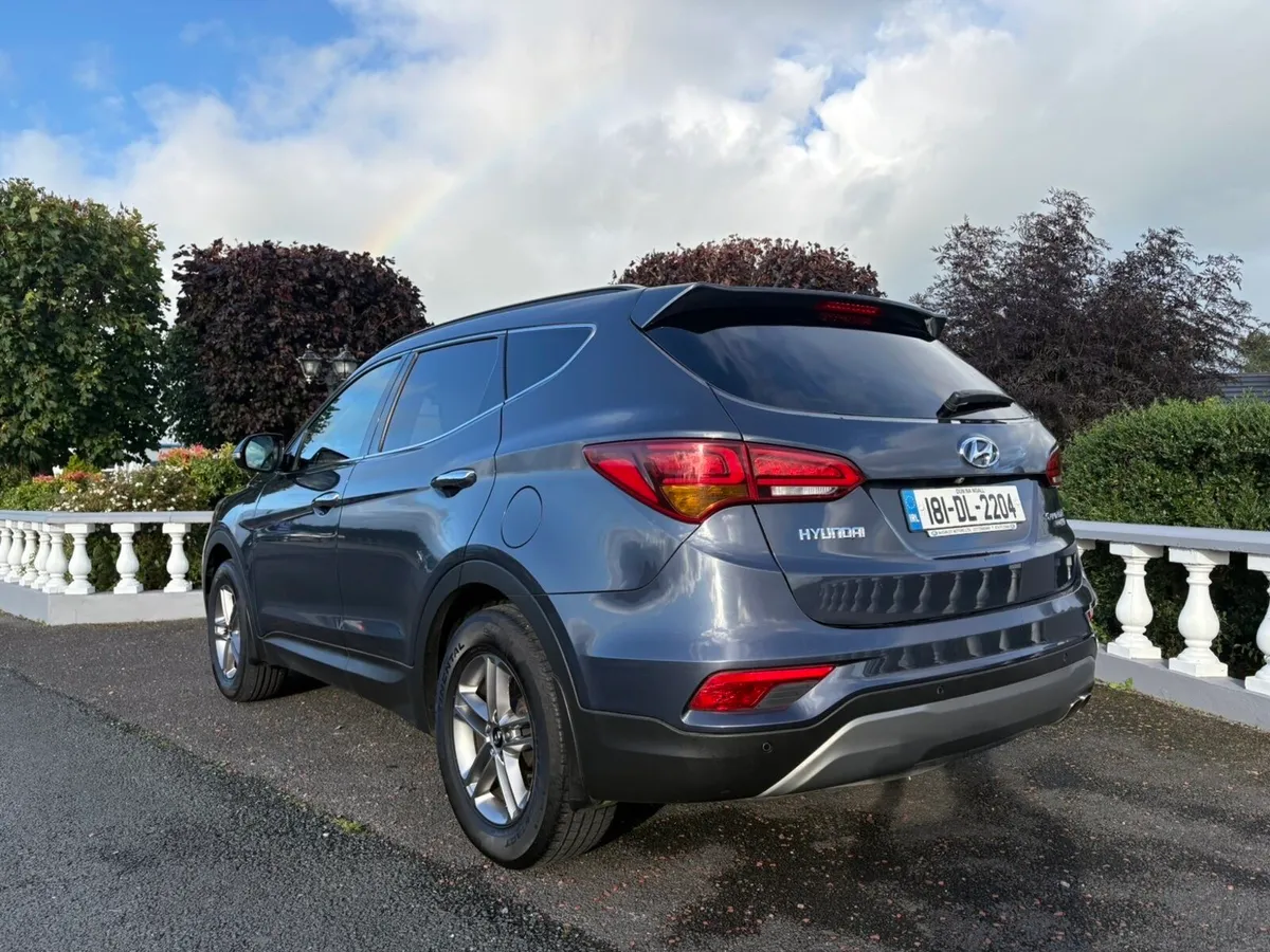 2018 Hyundai Santafe - Image 4