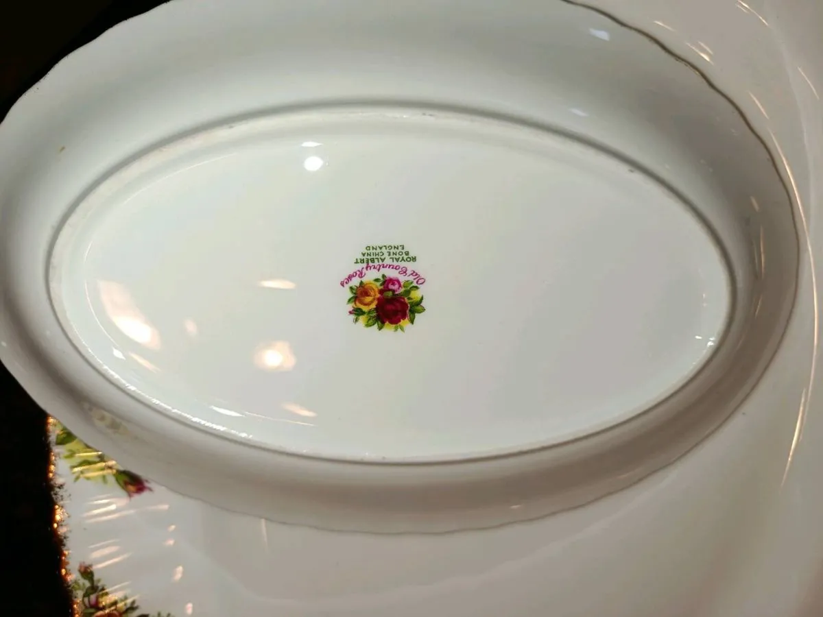 59pcs Royal Albert Old Country Roses set - Image 4