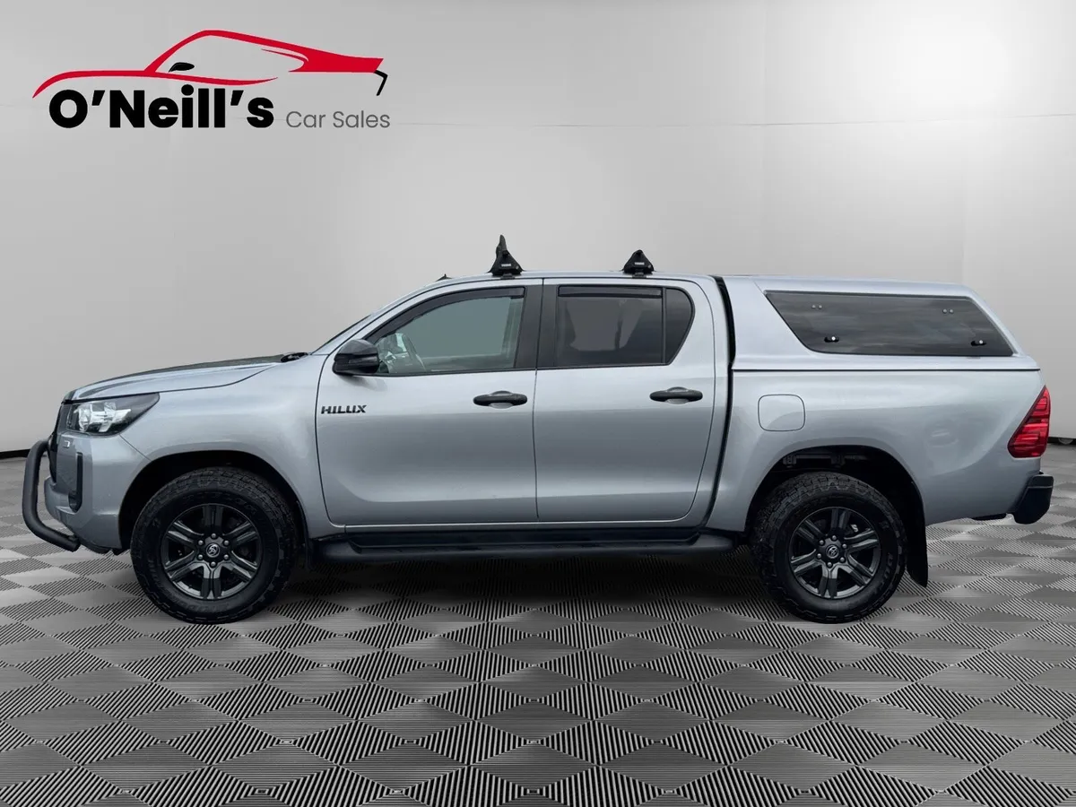 Toyota Hilux 2021 2.8 SR5 NO VAT !!! #472 - Image 4