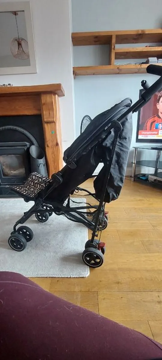 Stroller/buggy with hop on buggy board - Image 4