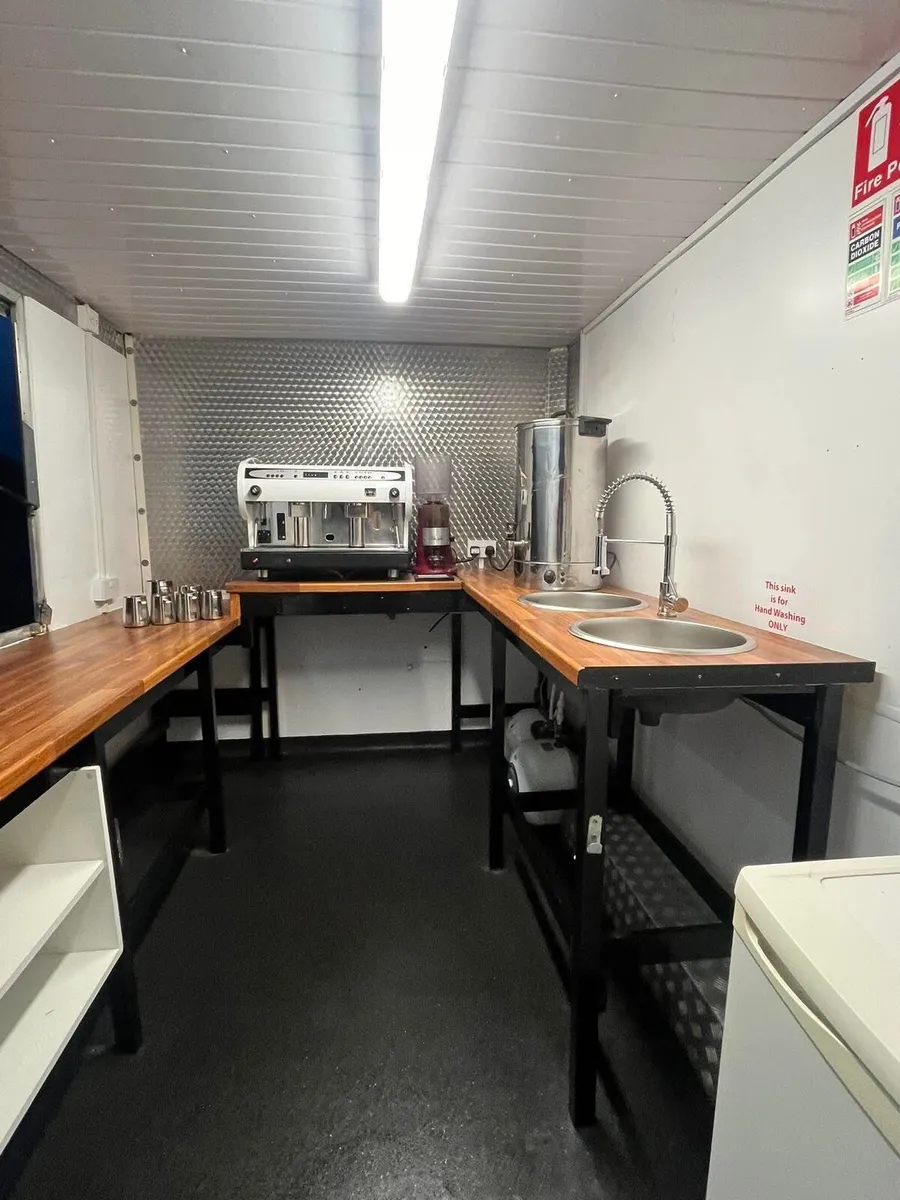 Coffee Trailer Fully Equipped - Image 2