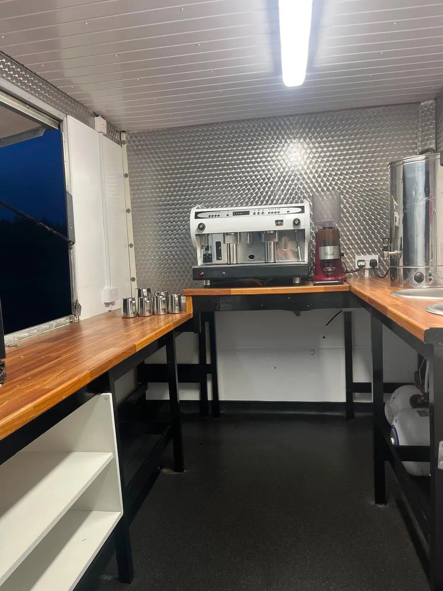 Coffee Trailer Fully Equipped - Image 3
