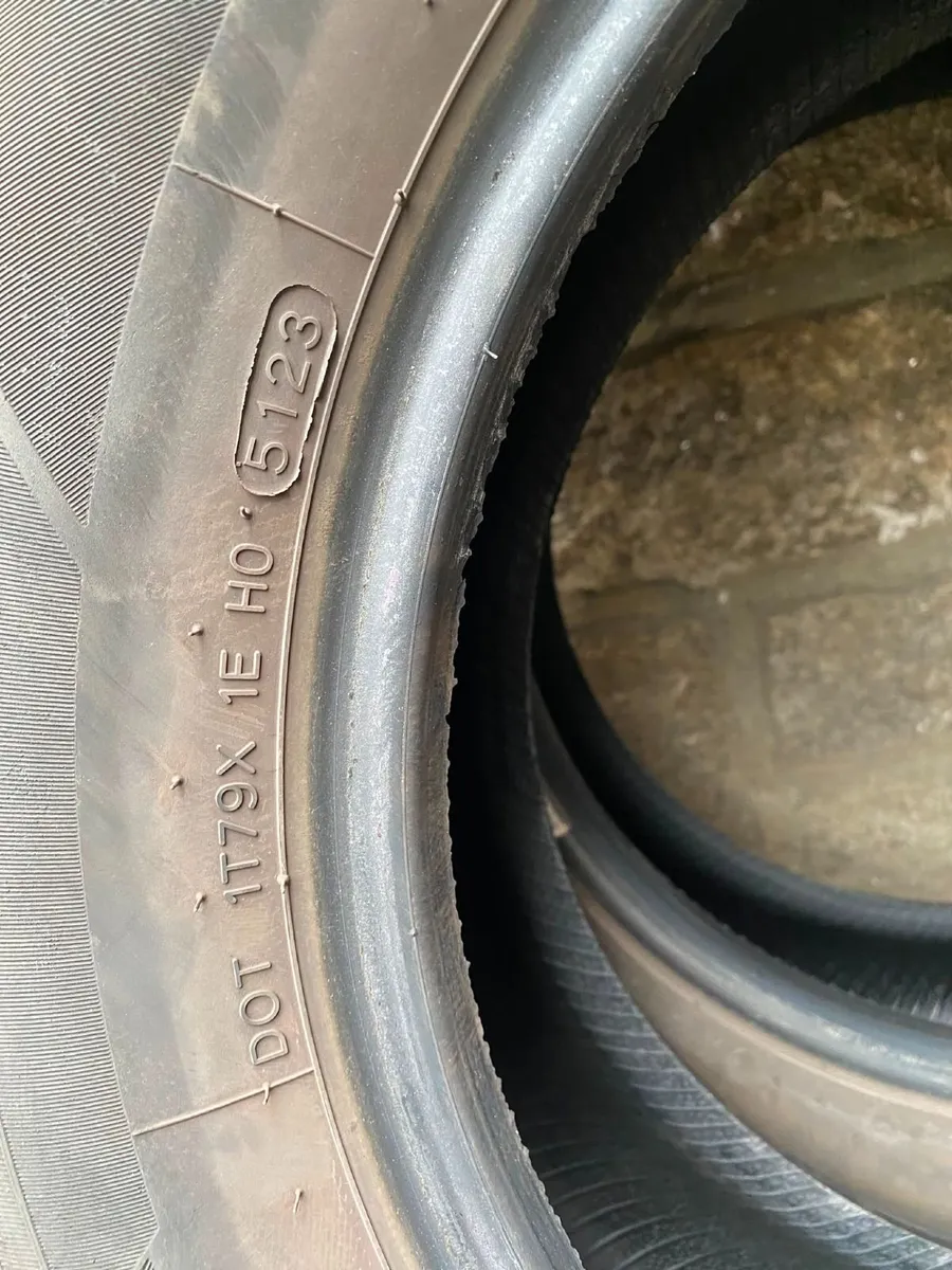 Car Tyres - Image 3