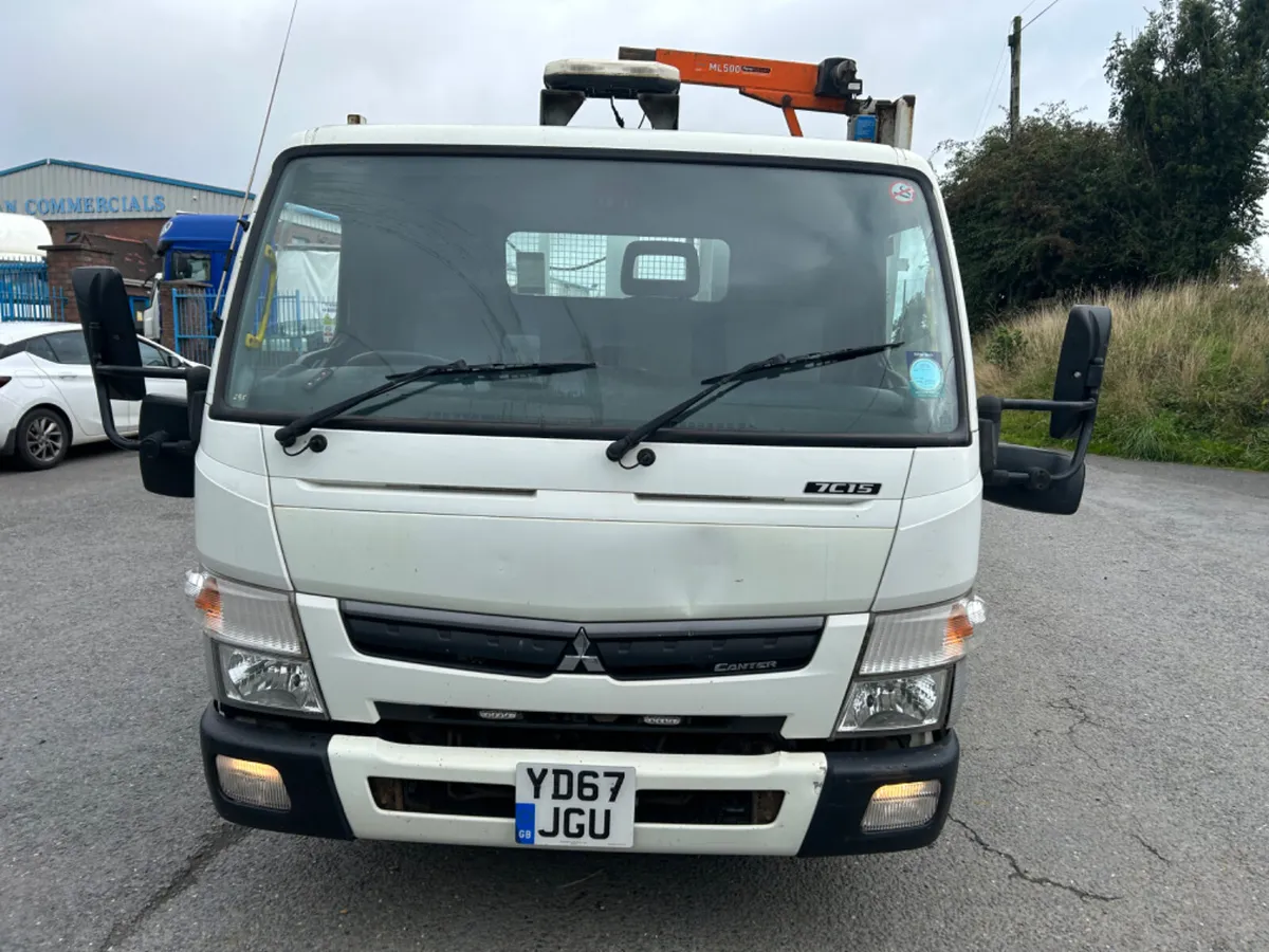 2017 Mitsubishi canter manual 7.5 ton tipper - Image 2