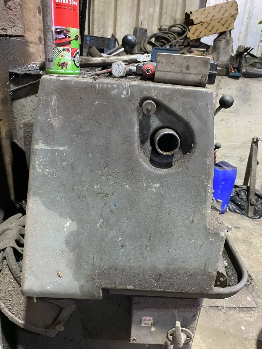 Lathe - Image 2