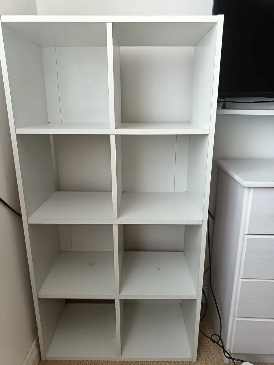 White 8-Cube Shelving Unit / Bookcase (Kallax Styl - Image 1