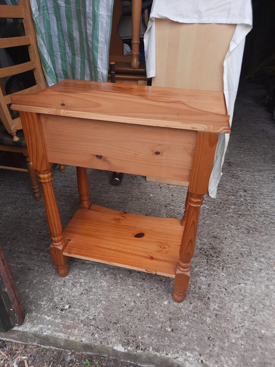 Occasional table - Image 4