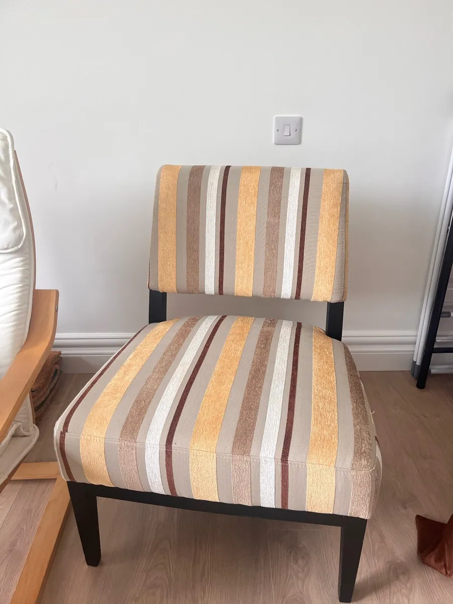 Occasional chair - Image 1