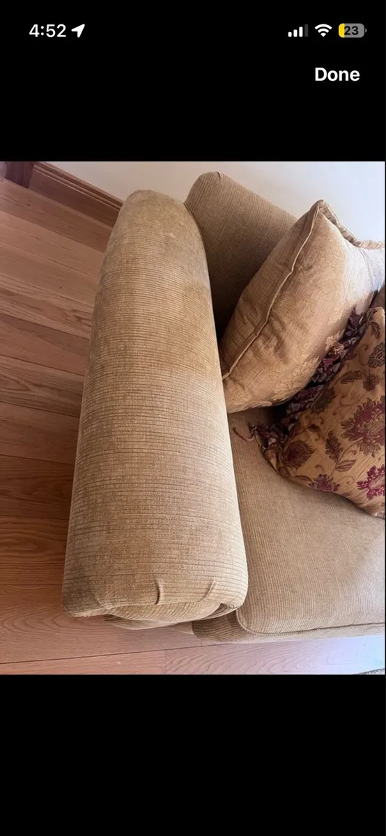 Pillow back grande sofa - Image 3
