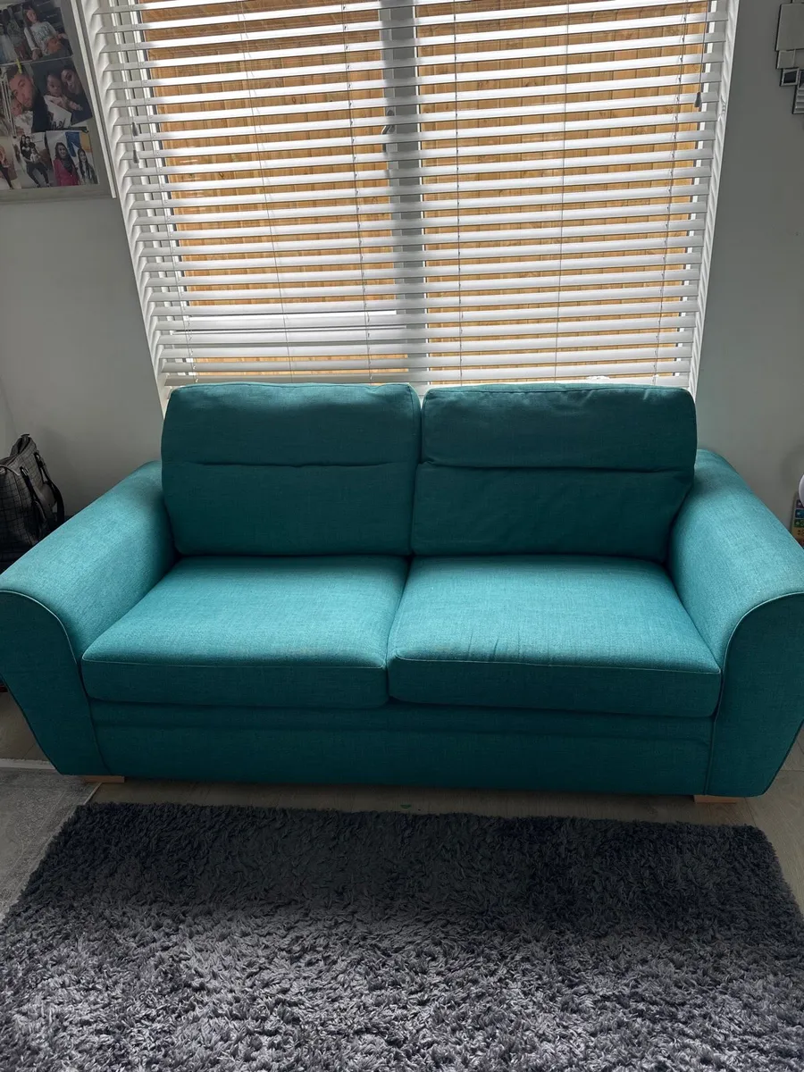 Sofa 2 seat and 3 seat like new - Image 1