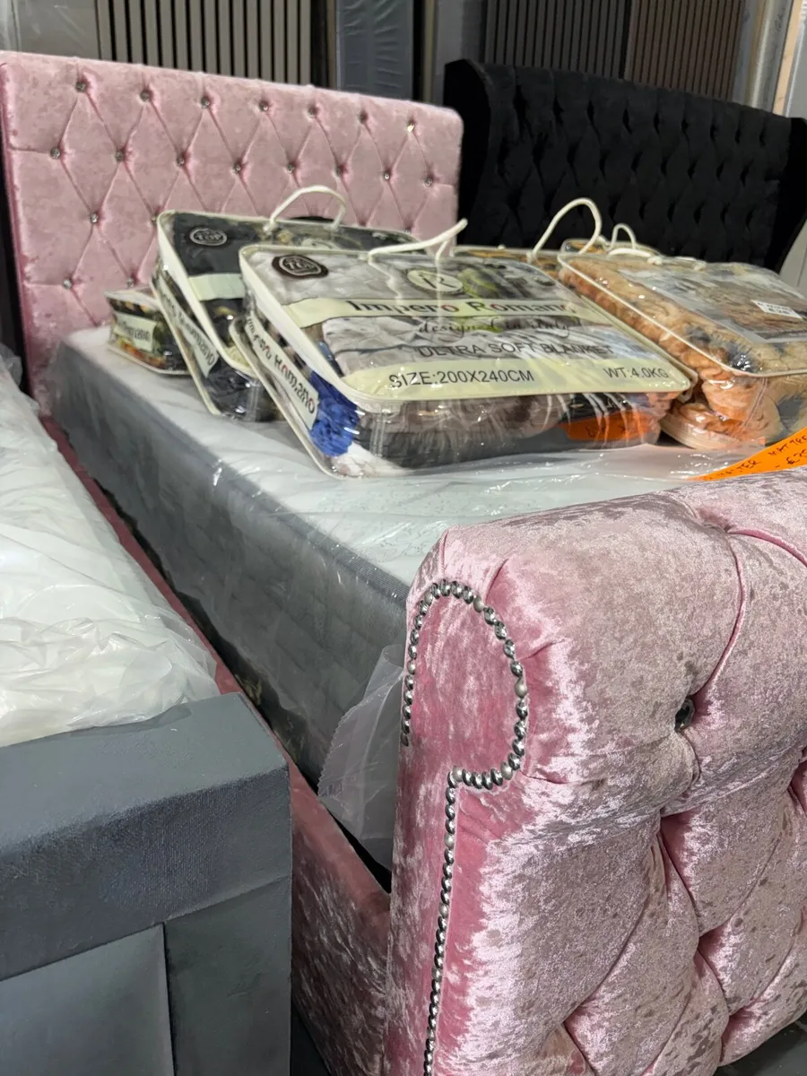 Beds and mattresses - Image 4