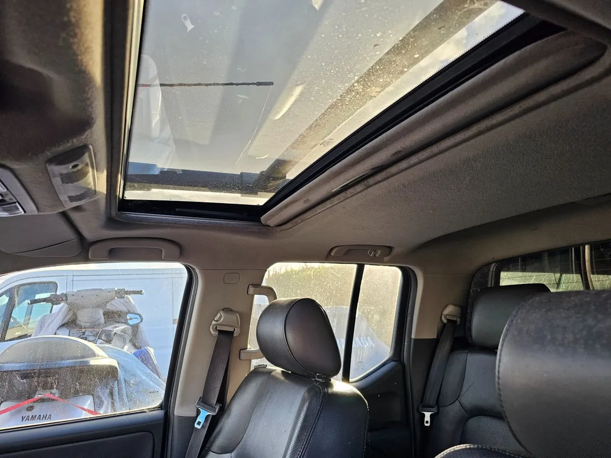 TRAFIC 15, DMAX 2012, NAVARA 06, CANTER 19 - Image 4