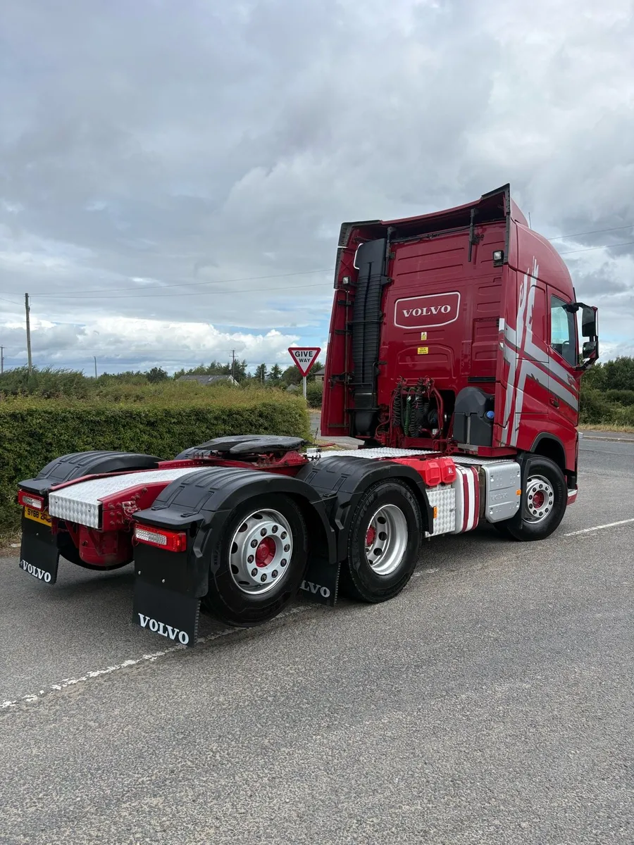 Volvo FH460 Tag Lift - Image 4