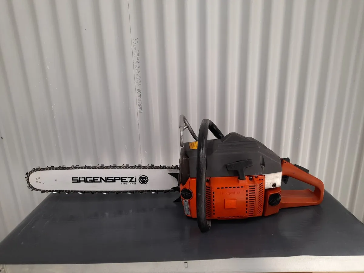 selling chainsaw - Image 1