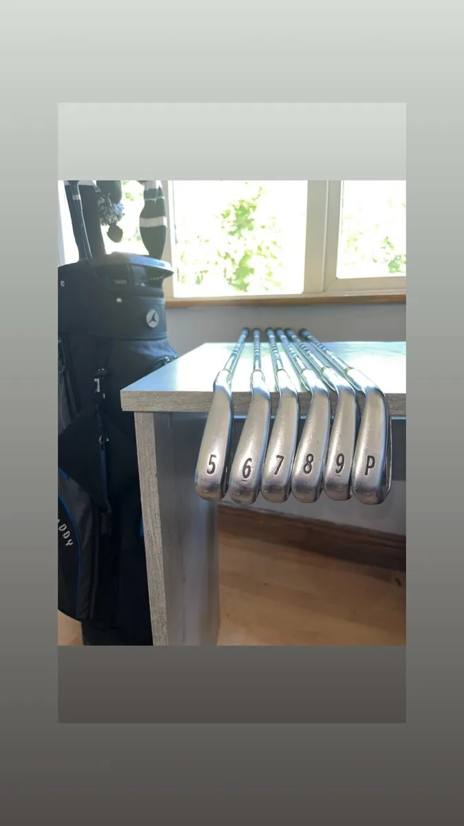 Titleist ap2 716 irons - Image 1
