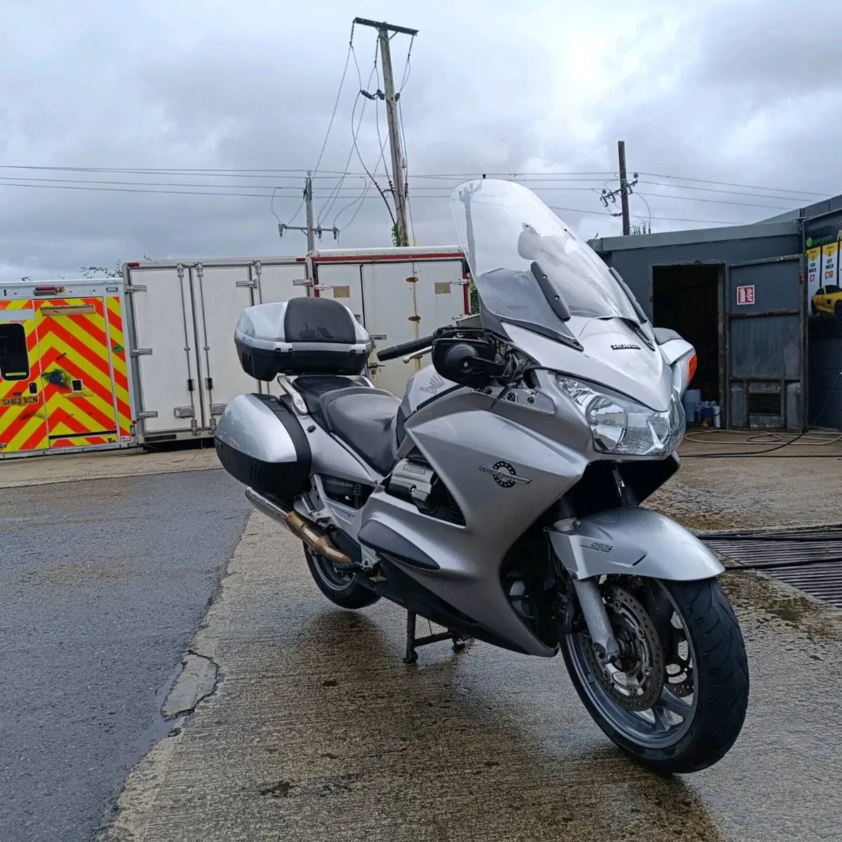 Honda Pan European st 1300 - Image 4