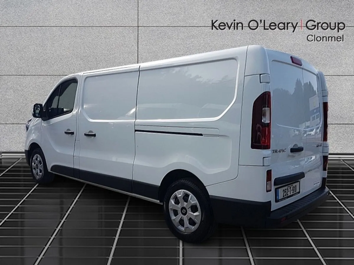 Renault Trafic LL30 ADVANCE BLUE DCI 130 - Image 3