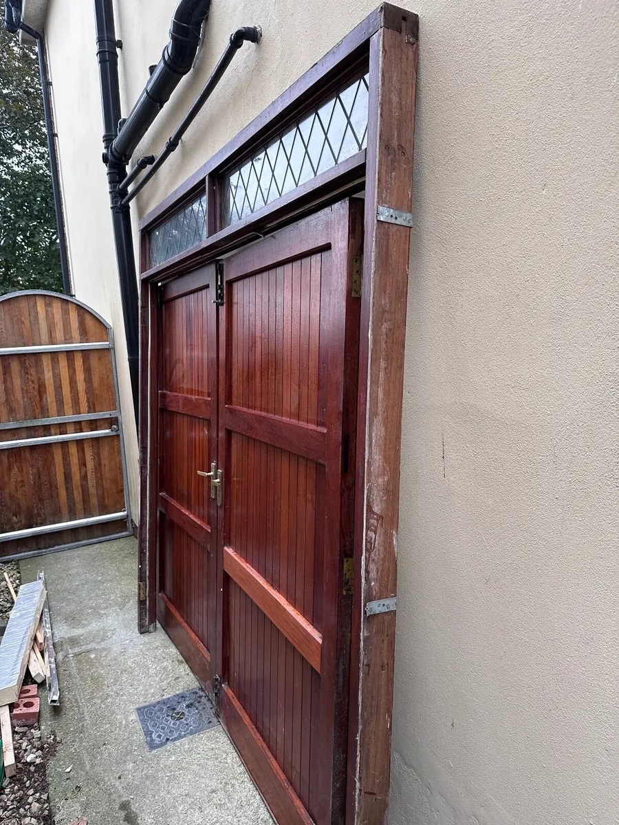 Solid teak doors and frame - Image 3