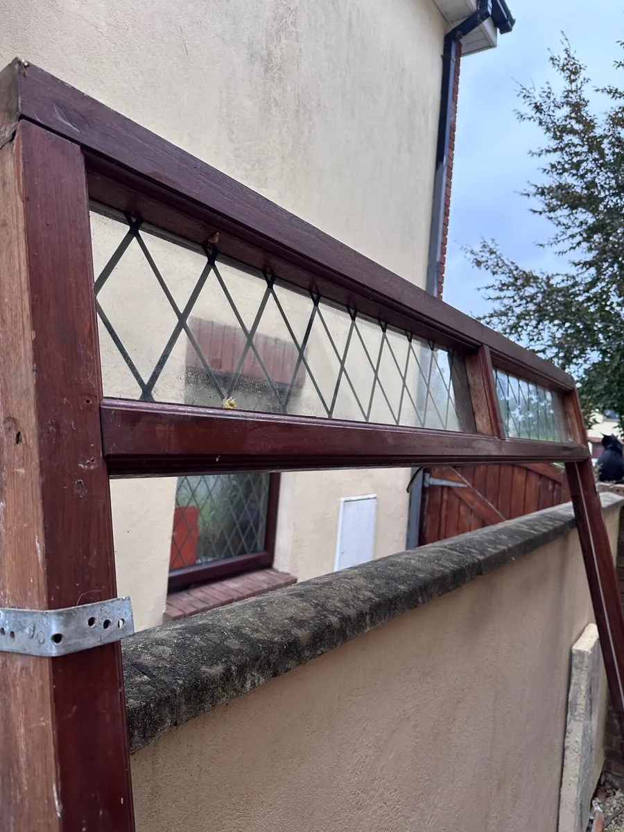 Solid teak doors and frame - Image 4