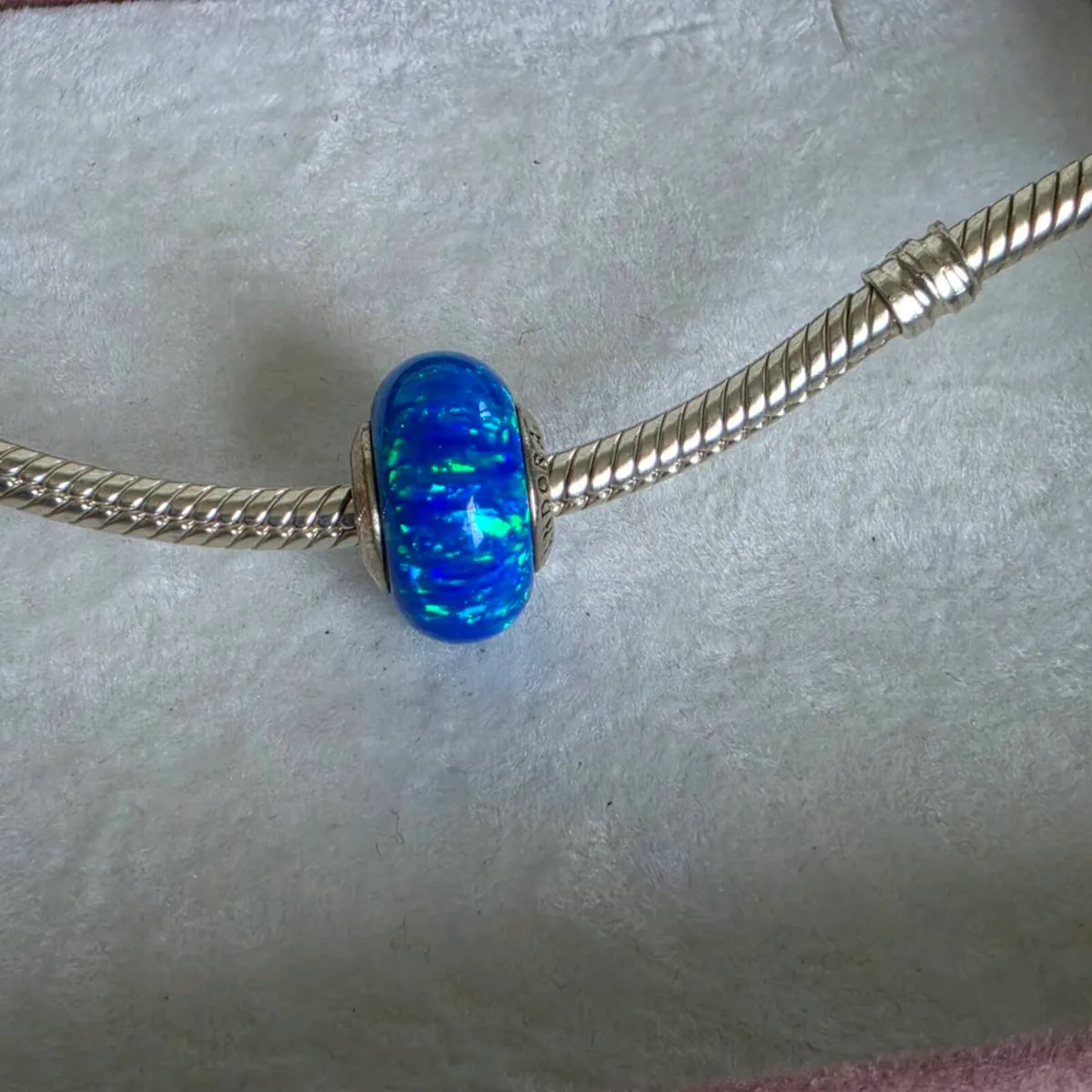 Pandora murano glass bead charm Opalescent - Image 3