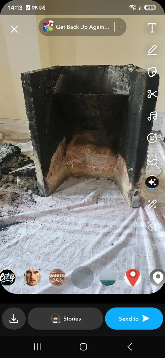 Fireplace stove - Image 1
