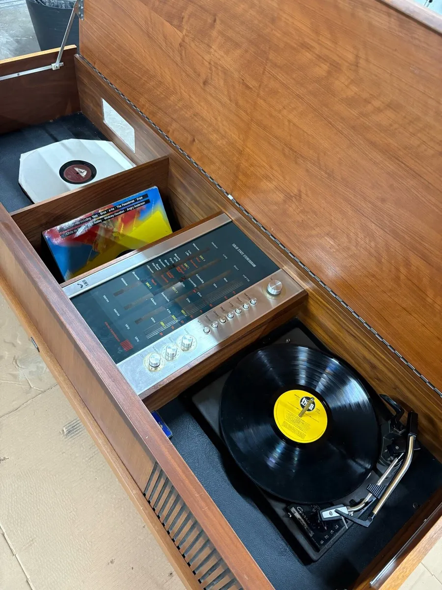 HMV Model 2340 Radiogram retro teak radio record - Image 4