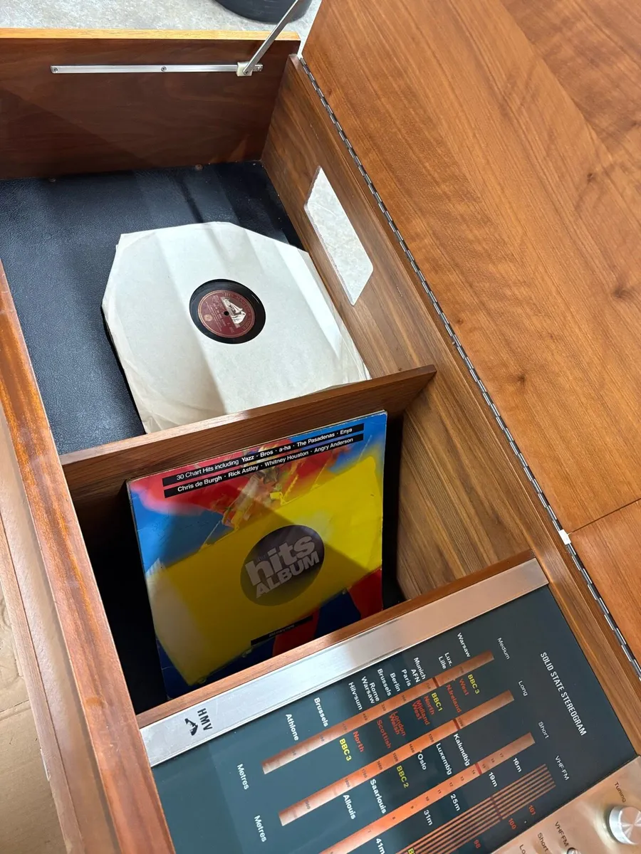 HMV Model 2340 Radiogram retro teak radio record - Image 3