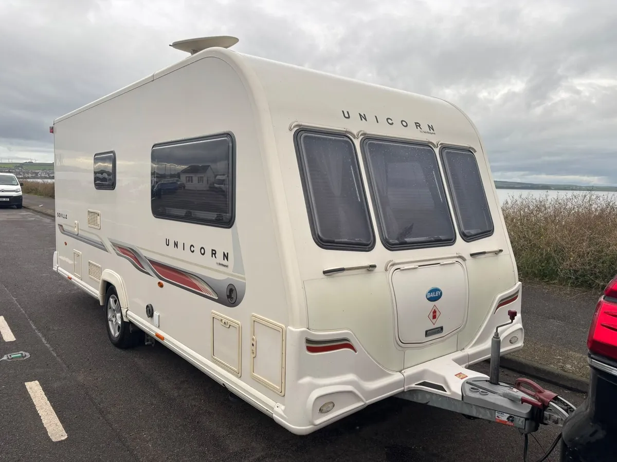 Bailey unicorn 2 berth caravan - Image 2