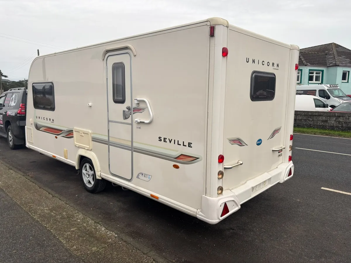 Bailey unicorn 2 berth caravan - Image 3