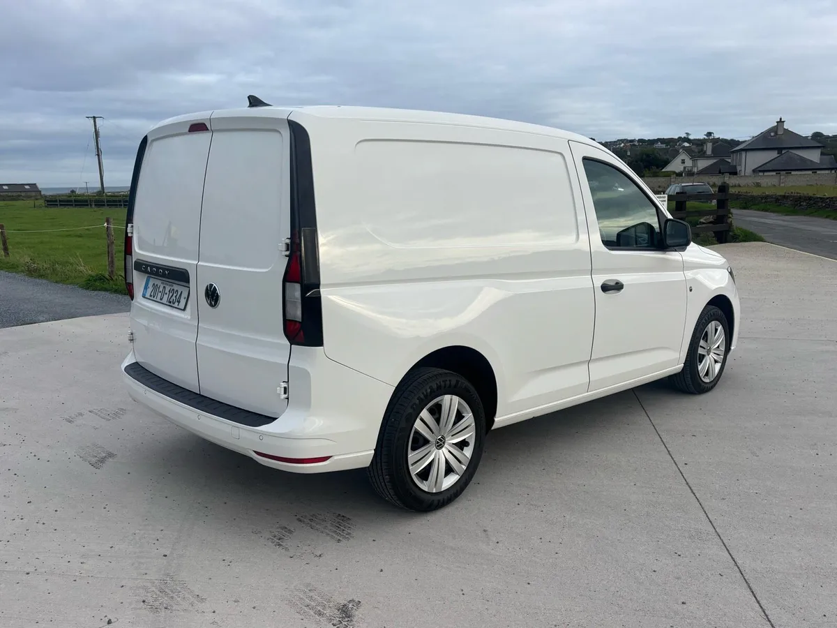 Volkswagen caddy c20 2.0 TDI van - Image 2